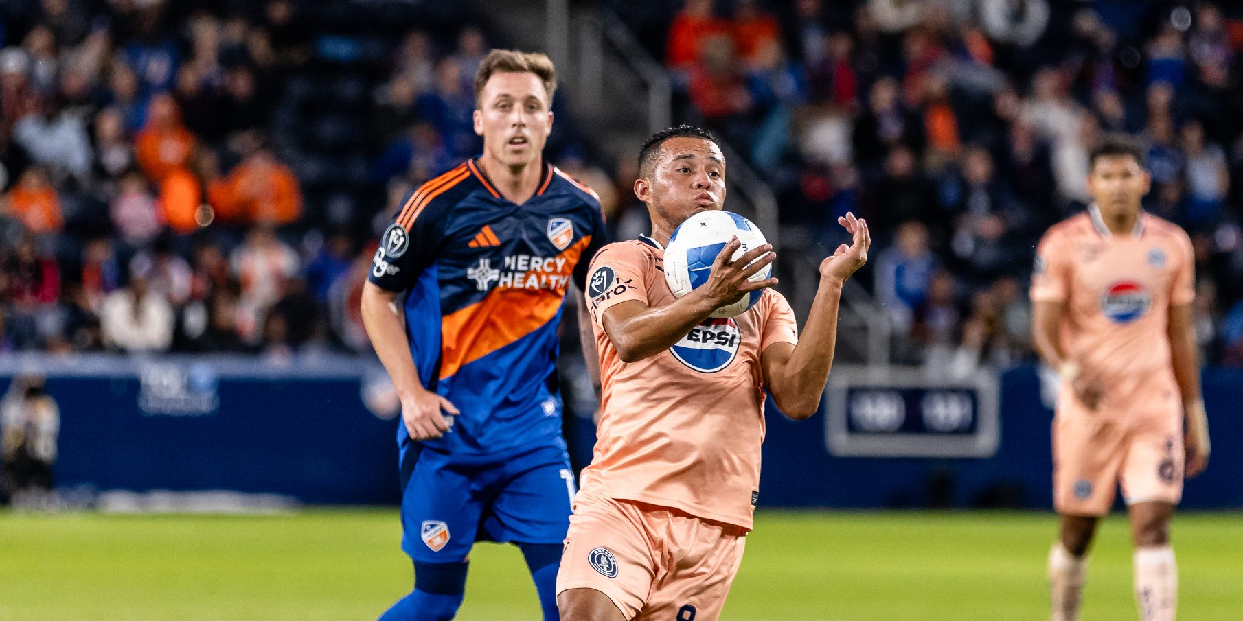 Héctor Urcia - Gol Cincinnati